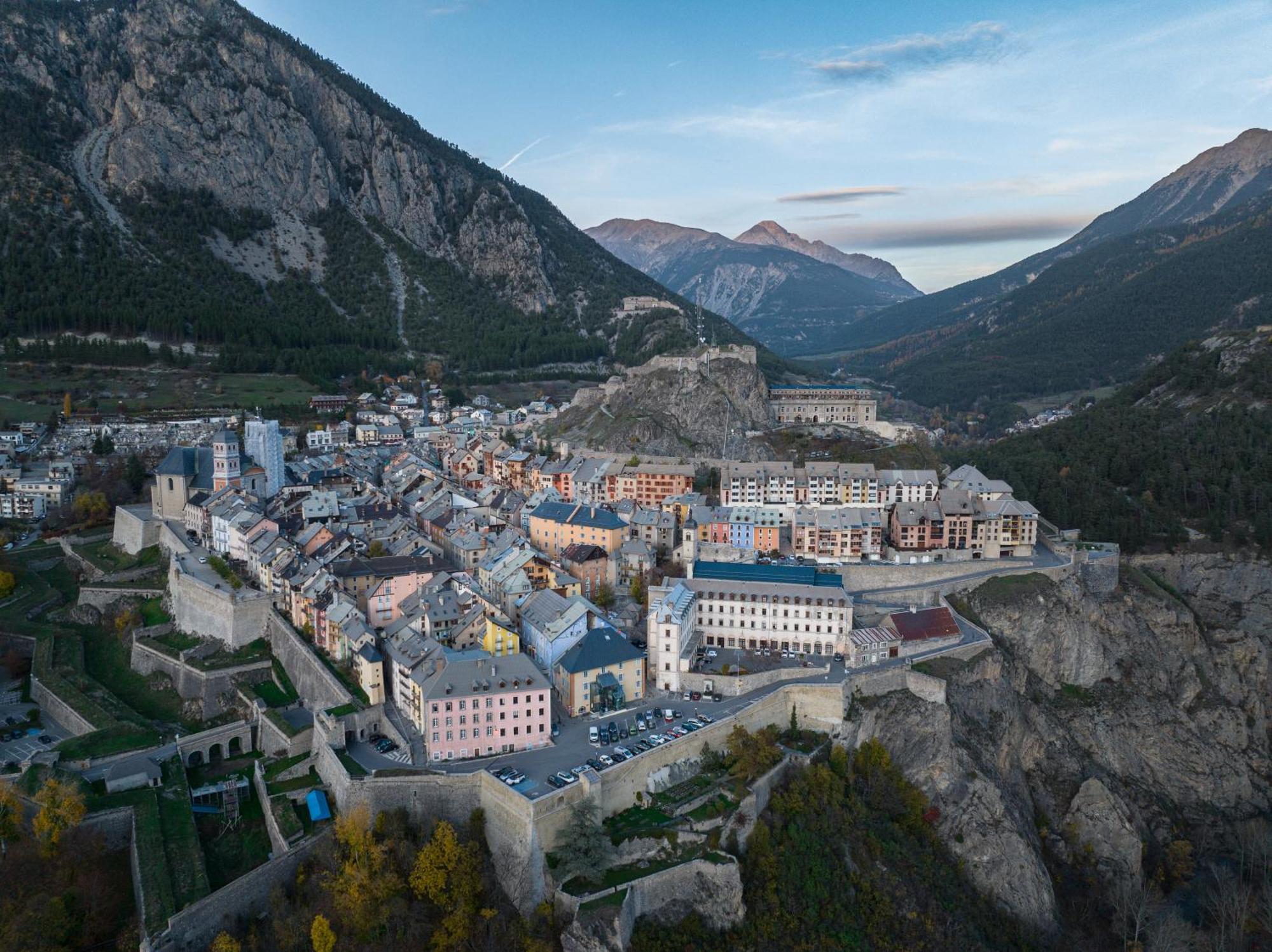 Hotel Vauban Briancon Serre Chevalier מראה חיצוני תמונה